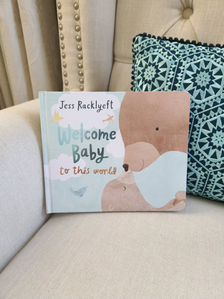This beautiful new book has arrived. "Welcome Baby to this world" is a board book with the sweetest rhyming story and stunning watercolour illustrations. To top it off, it's written and illustrated by Melbourne author, Jess Racklyeft.
