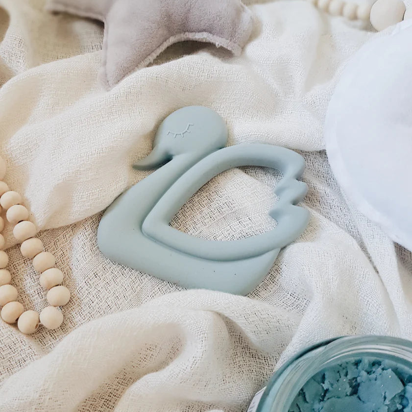 BELLA ZAILEA Swan Teether Ether