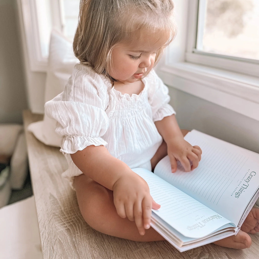 FOX & FALLOW Mini Baby Book Lilac