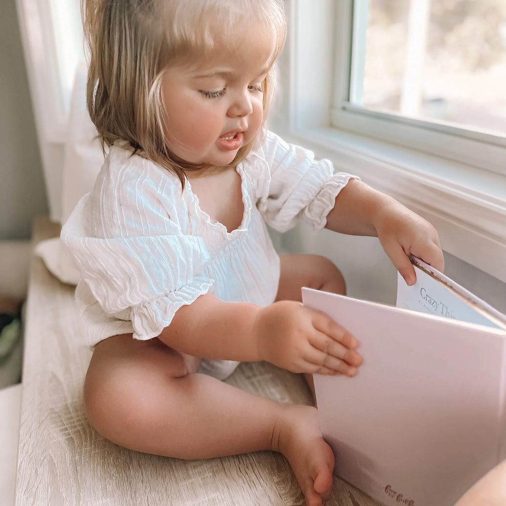 FOX & FALLOW Mini Baby Book Lilac