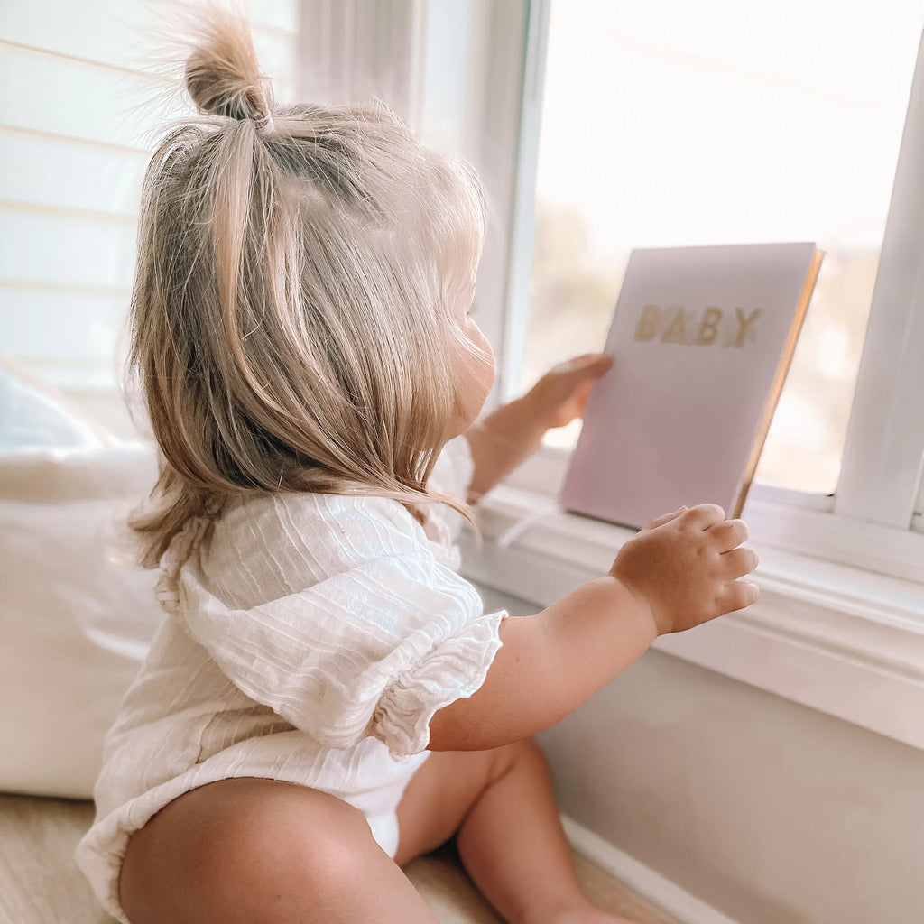 FOX & FALLOW Mini Baby Book Lilac