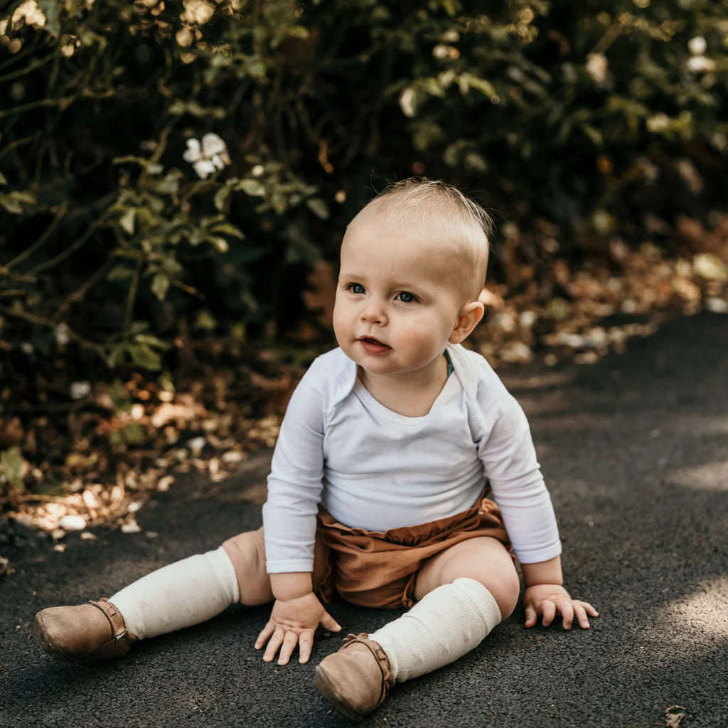 LAMINGTON Merino Wool Baby Knee-High Socks - Owl lifestyle