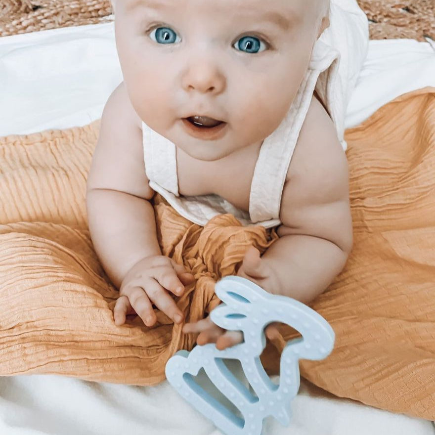 MY LITTLE GIGGLES Bunny Teether Baby Blue lifestyle
