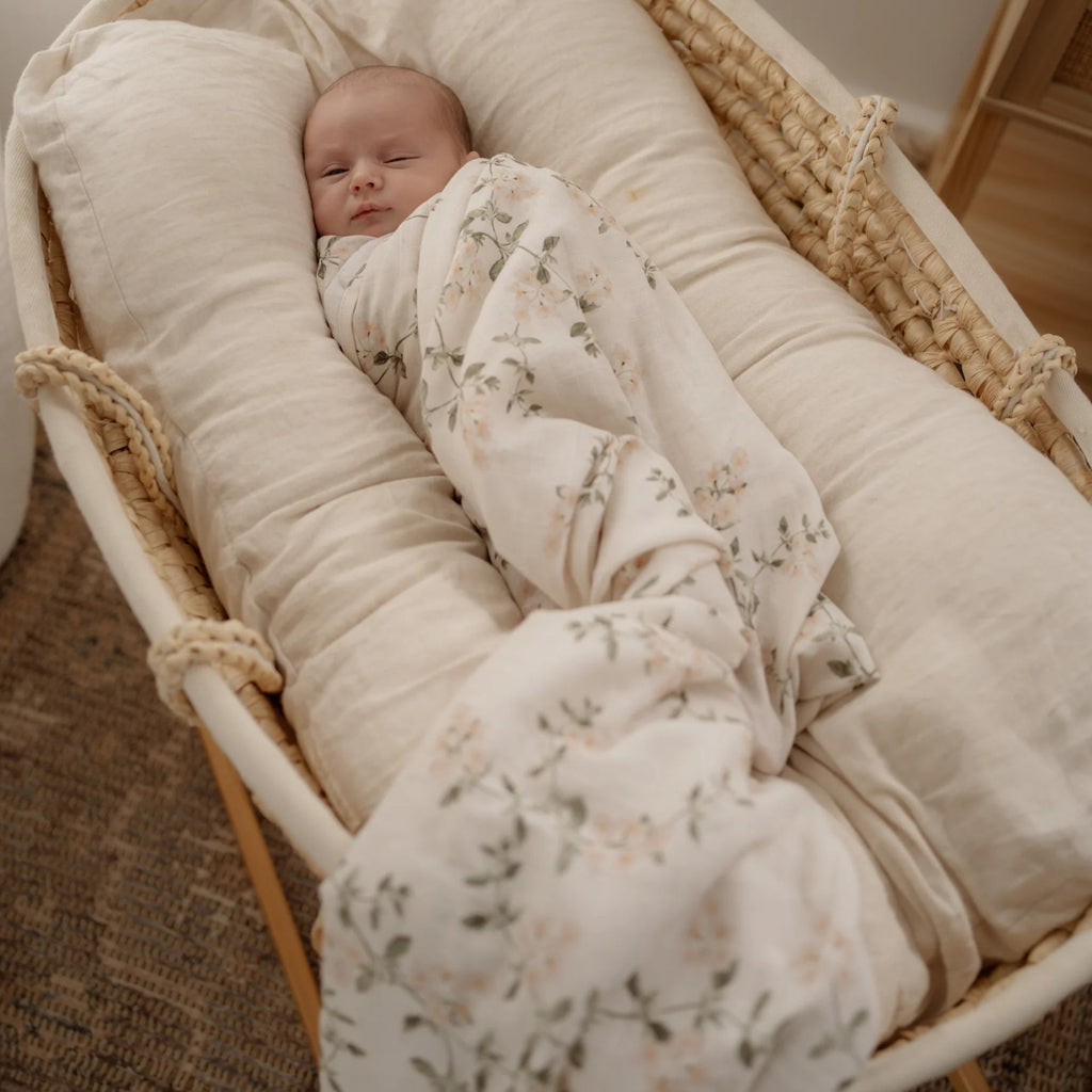 POP YA TOT Organic Muslin Swaddle - Fleur Blanche