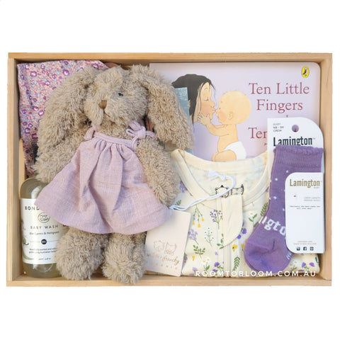 ROOM TO BLOOM Bella Floral Baby Gift Hamper