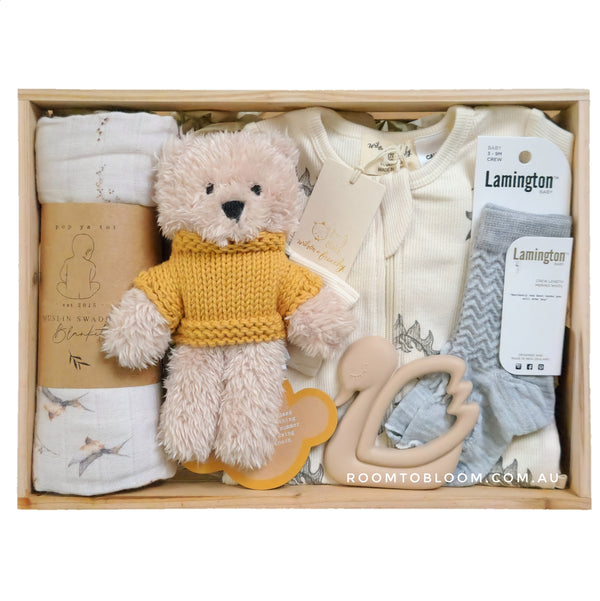 ROOM TO BLOOM Birds and Paradise Baby Gift Hamper