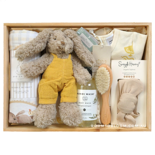ROOM TO BLOOM Heart of Gold Baby Gift Hamper