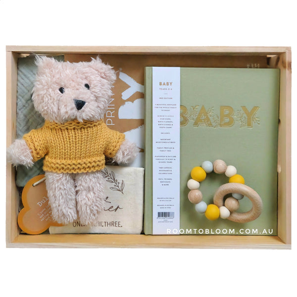 ROOM TO BLOOM Little Fingers & Toes Baby Gift Hamper Baby gift set with teddy bear, book, teether and more in a wooden box.