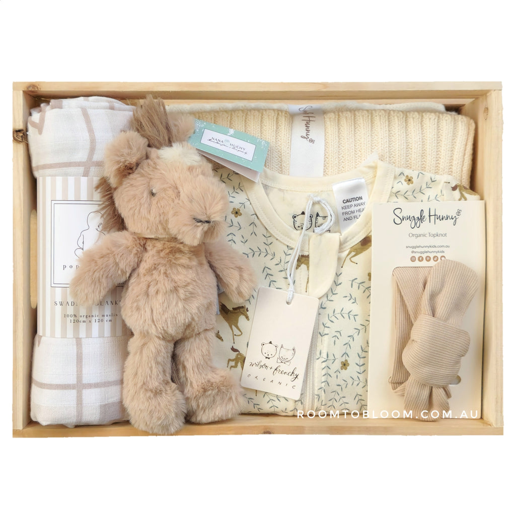 ROOM TO BLOOM Little Lady Baby Gift Hamper gift set with plush toy, blanket, teether and more in a wooden box.
