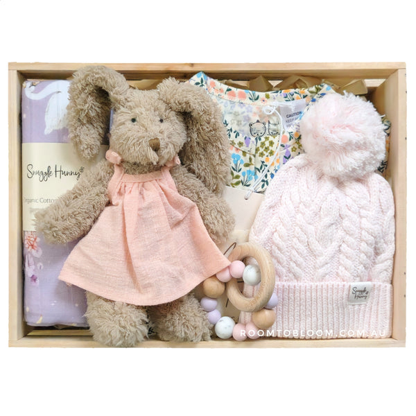 ROOM TO BLOOM Swan Lake Baby Gift Hamper