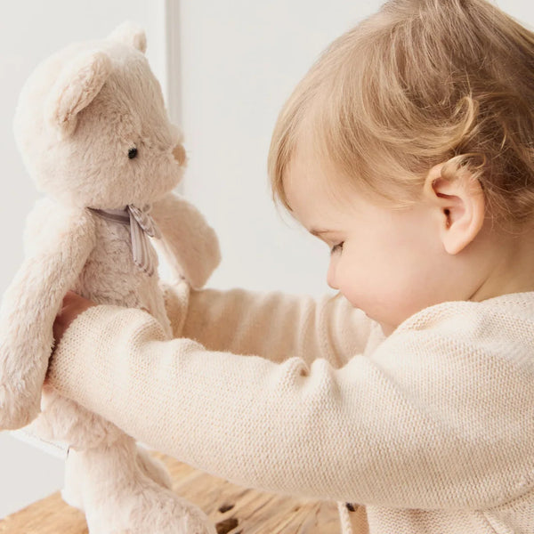 SNUGGLE BUNNIES BY JAMIE KAY Georgie the Bear
