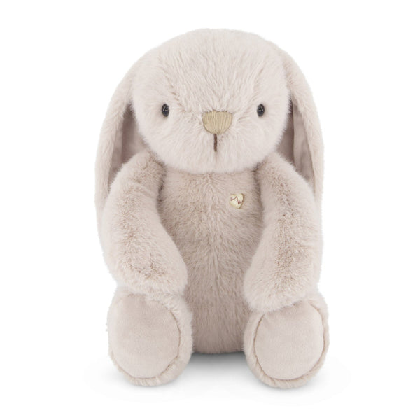 SNUGGLE BUNNIES Penelope - Beige toy rabbit with a soft beige color on a white background