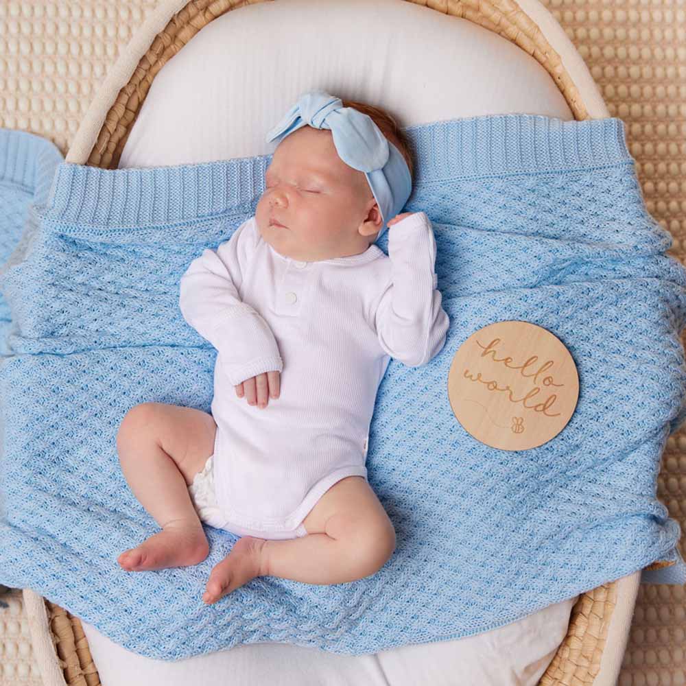 SNUGGLE HUNNY Diamond Knit Baby Blanket - Baby Blue