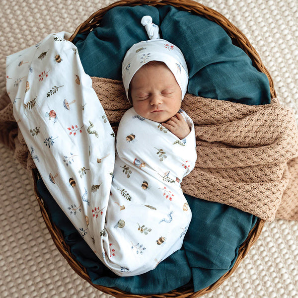 SNUGGLE HUNNY Organic Jersey & Beanie set - Garden Friends lifestyle