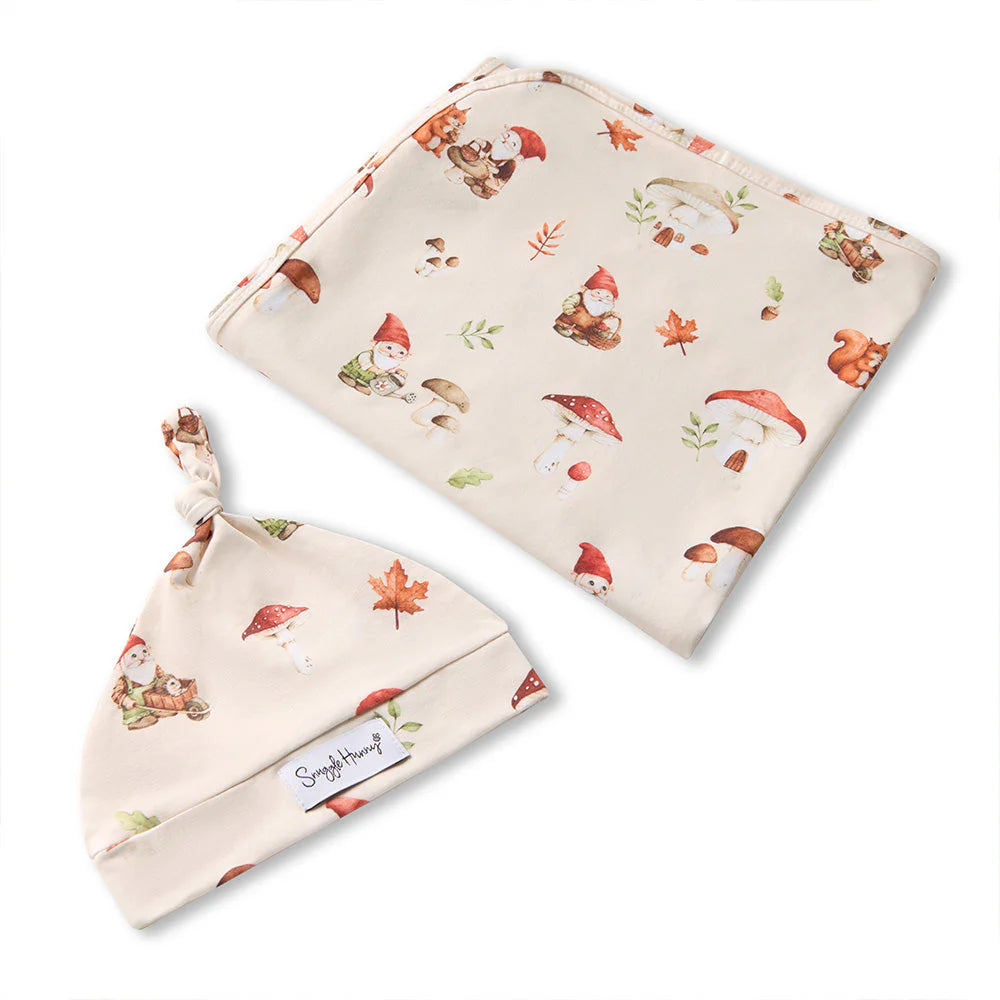 SNUGGLE HUNNY Organic Jersey Wrap & Beanie set - Gnomes flatlay