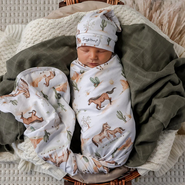 SNUGGLE HUNNY Organic Jersey Wrap & Beanie set | Wild Horses
