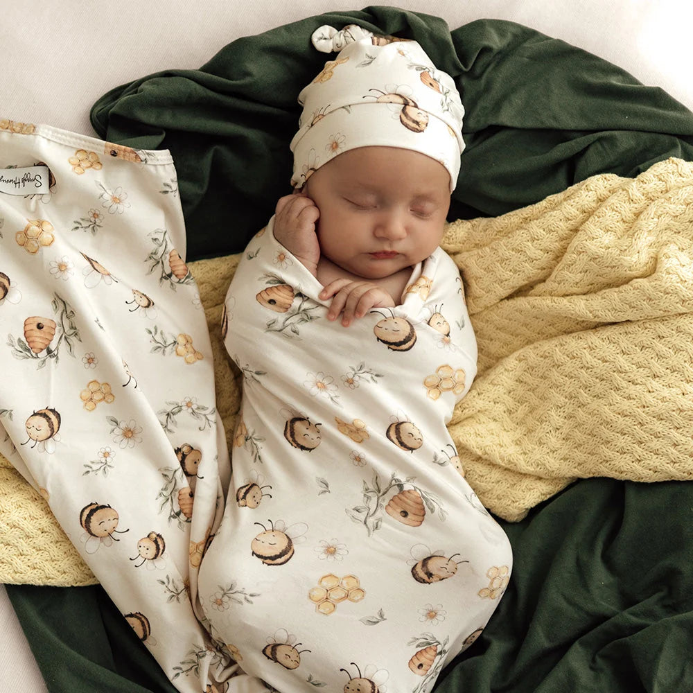 SNUGGLE HUNNY Organic Jersey Wrap & Beanie set | Bumblebees