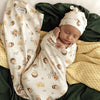 SNUGGLE HUNNY Organic Jersey Wrap & Beanie set | Bumblebees