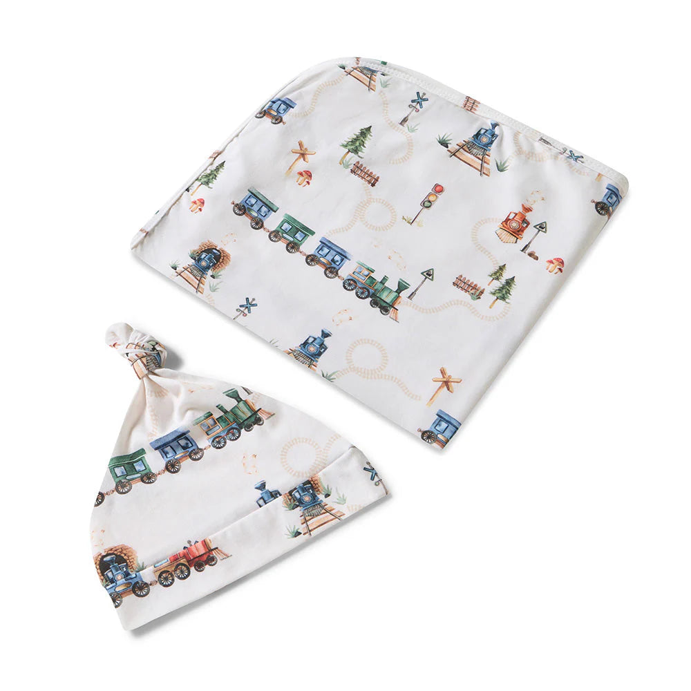 SNUGGLE HUNNY Organic Jersey Wrap & Beanie set - Trains