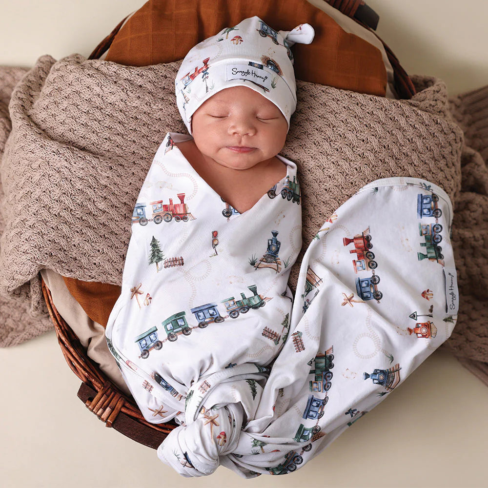 SNUGGLE HUNNY Organic Jersey Wrap & Beanie set - Trains