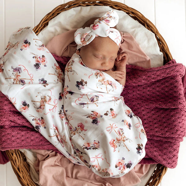 SNUGGLE HUNNY Organic Jersey Wrap & Topknot set | Carousel