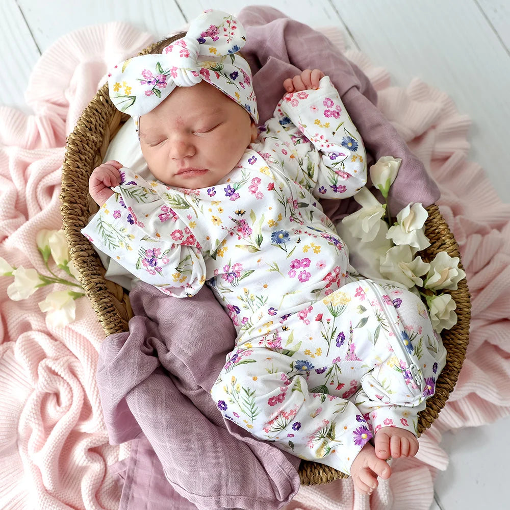 SNUGGLE HUNNY Organic Snugglesuit Convertible Romper with Frill | Gracie