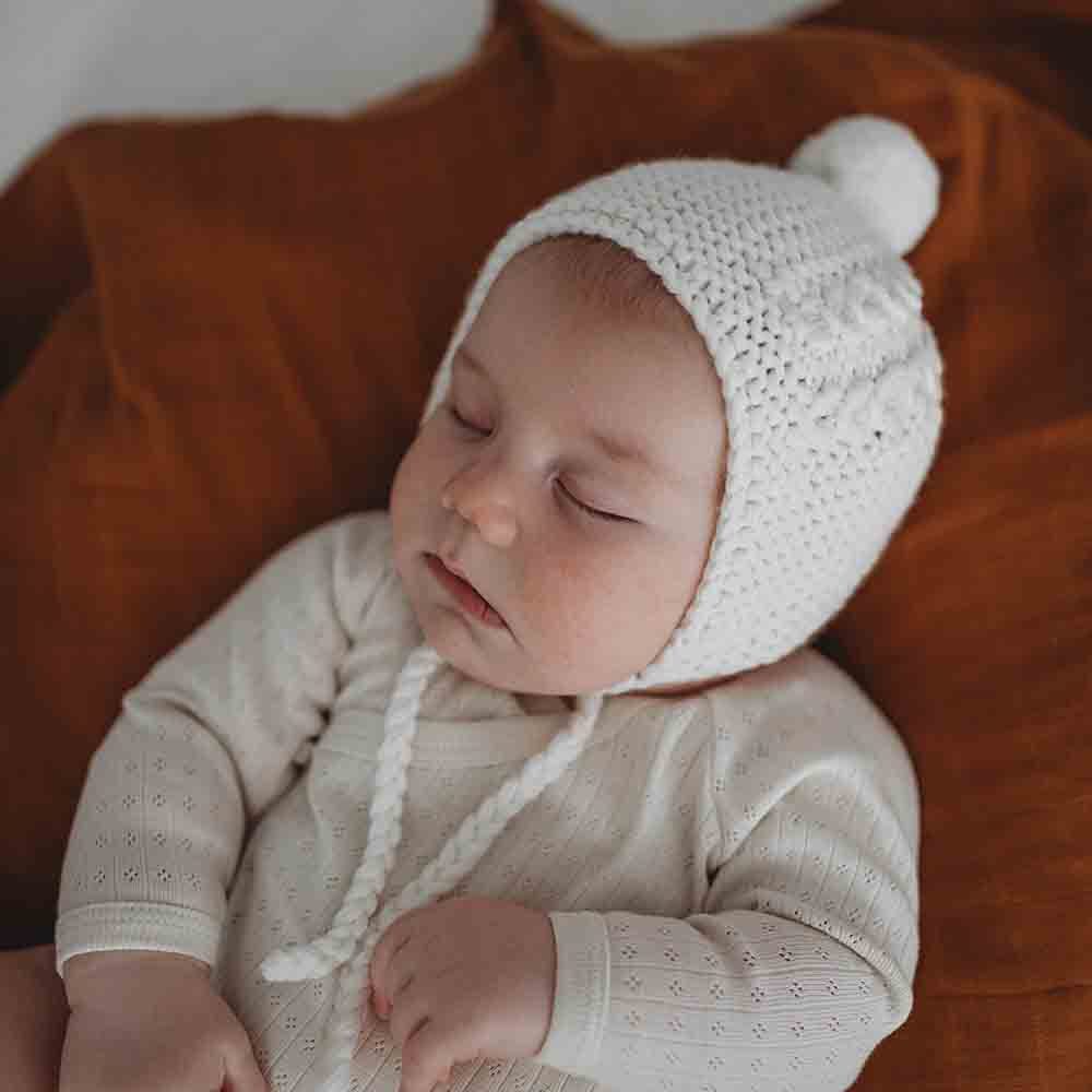 SNUGGLE HUNNY Merino Wool Bonnet & Booties - Ivory