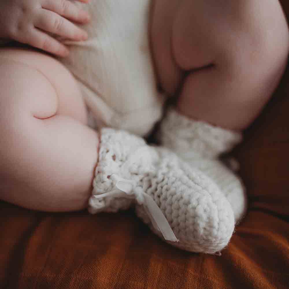 SNUGGLE HUNNY Merino Wool Bonnet & Booties - Ivory