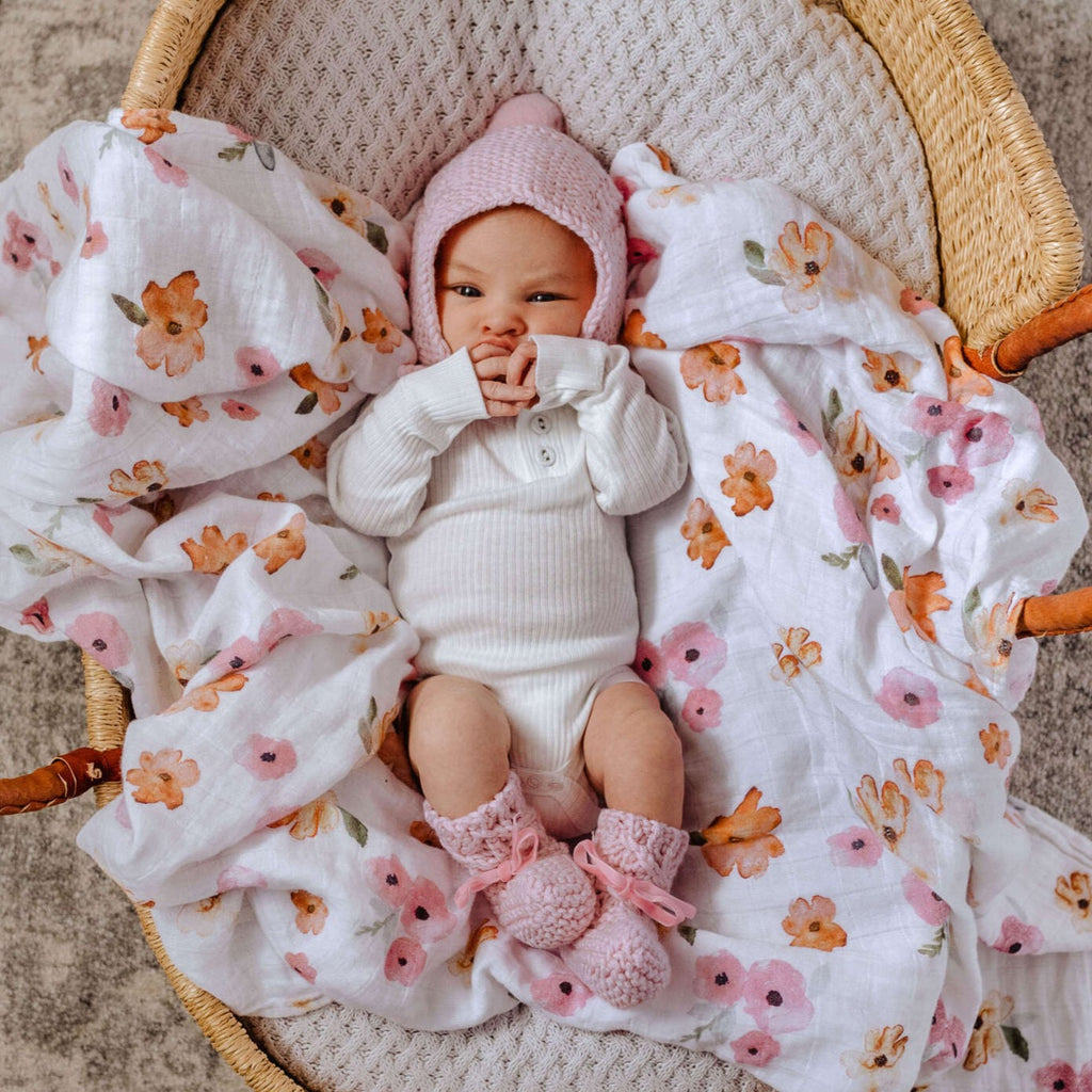Snuggle Hunny Merino Wool Bonnet & Booties - Pink