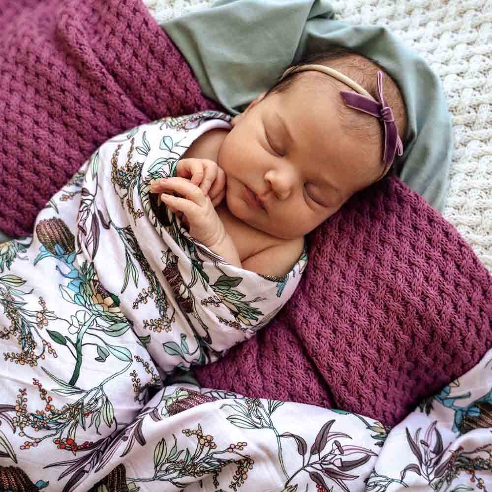 SNUGGLE HUNNY Organic Muslin Swaddle -  Banksia