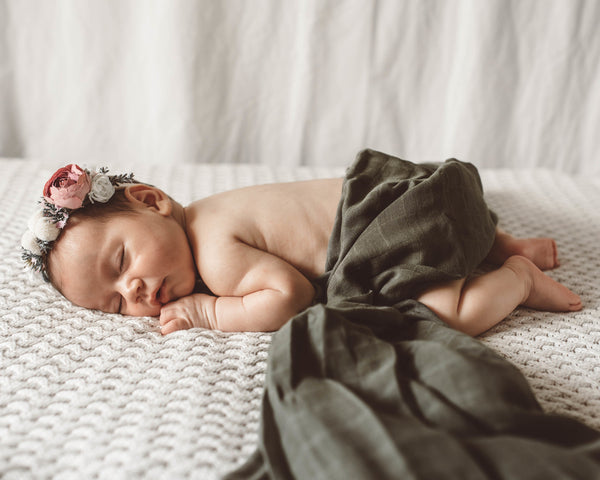Snuggle Hunny Kids Organic Muslin Swaddle - Dusty Olive 